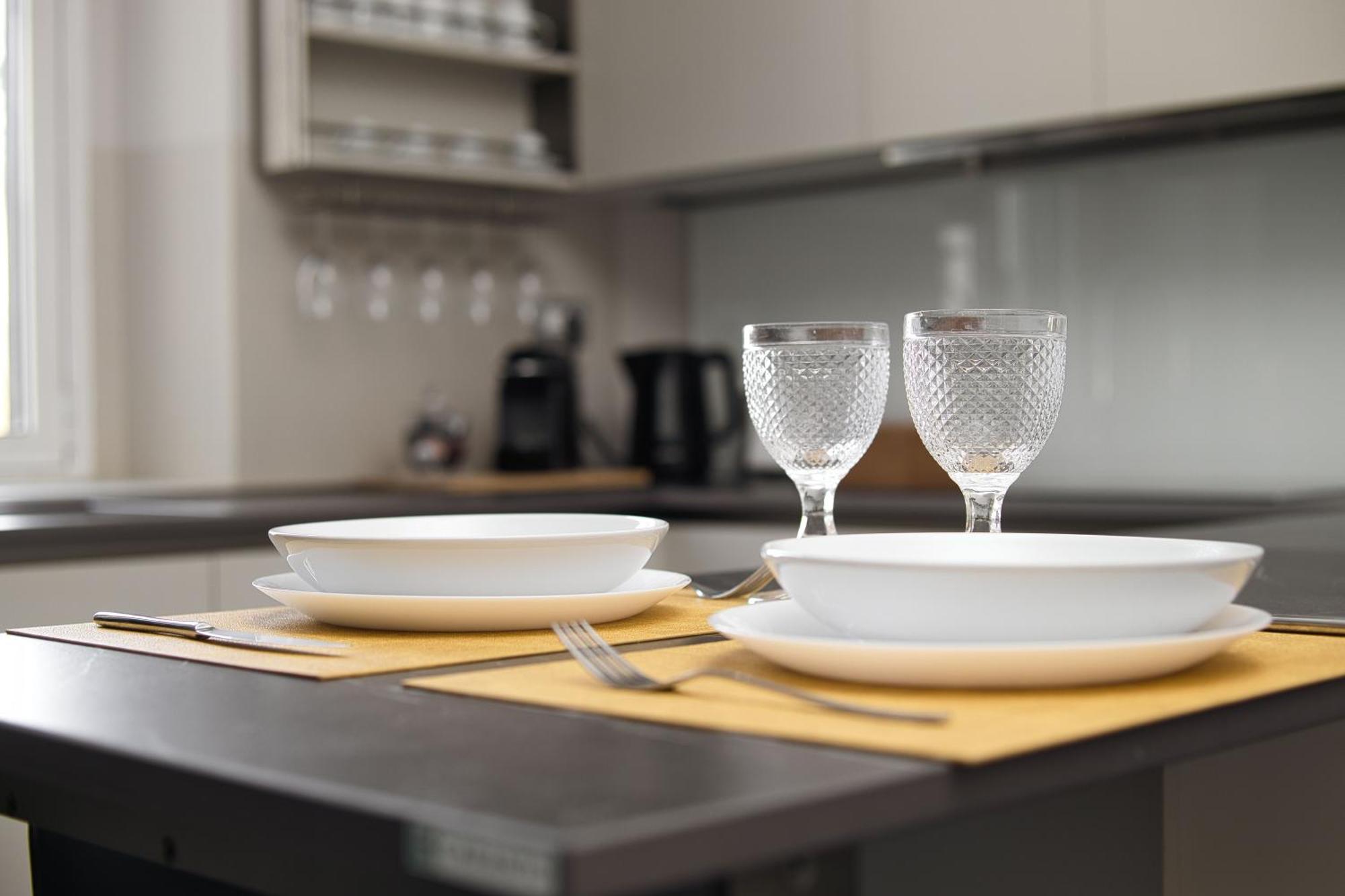 Апартаменты Navigli, 90 Square Meters, Free Parking Ripa Ticinese Милан Экстерьер фото