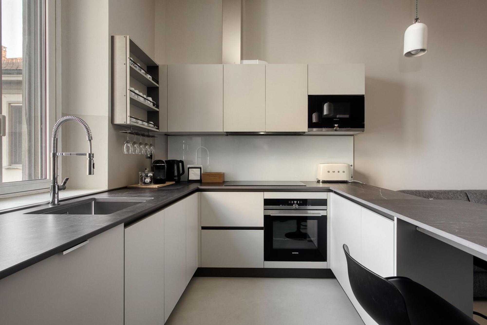 Апартаменты Navigli, 90 Square Meters, Free Parking Ripa Ticinese Милан Экстерьер фото